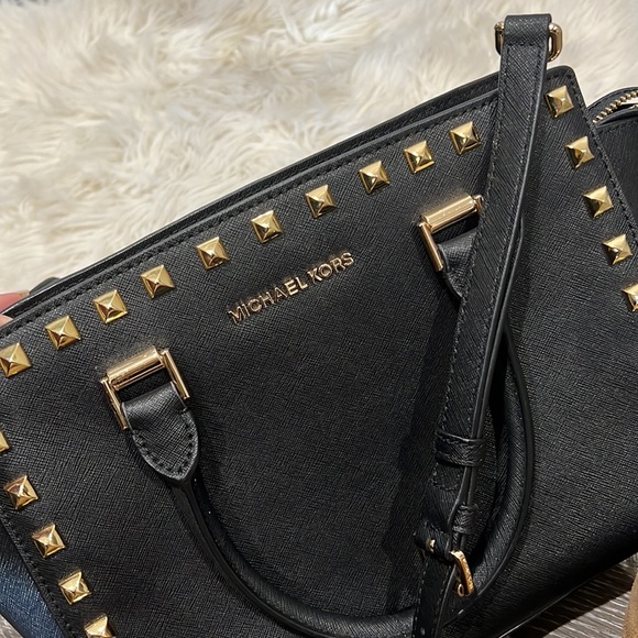 NWT Authentic Michael Kors Studded Shoulder Bag w/ Strap - Picture 4 of 4